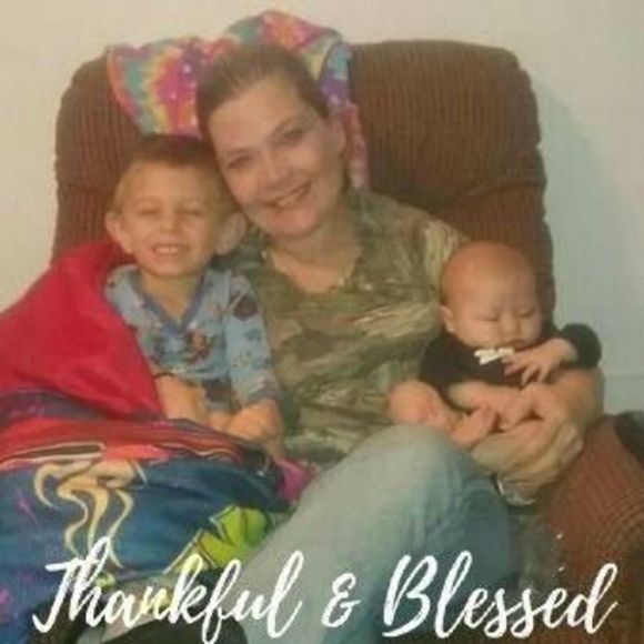 Meet your Posher, Mandy - Picture 1 of 1